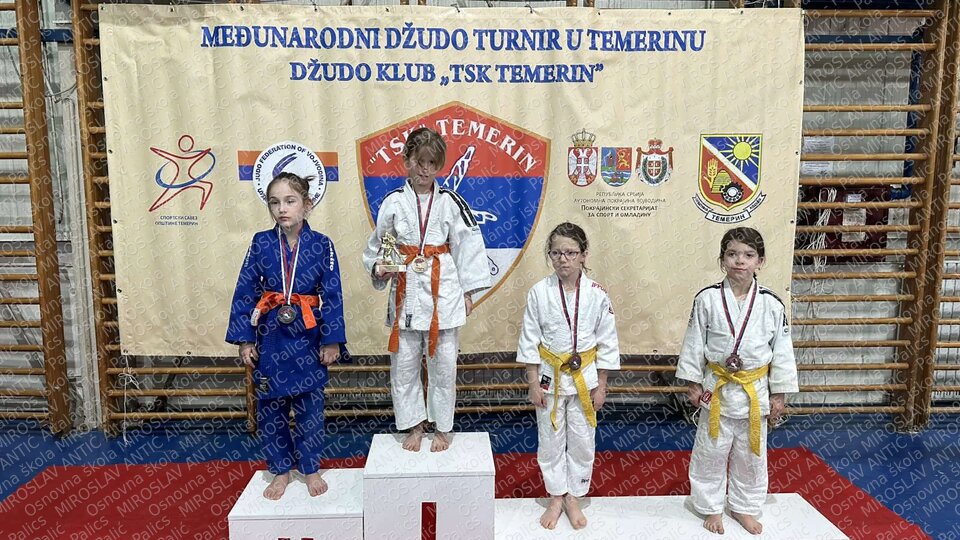 img 7641efb4785dd073ea4239bcc2028f0f v